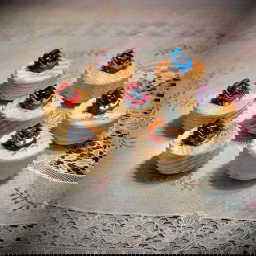 135009896 2200219280122931 7072590260155535205 O