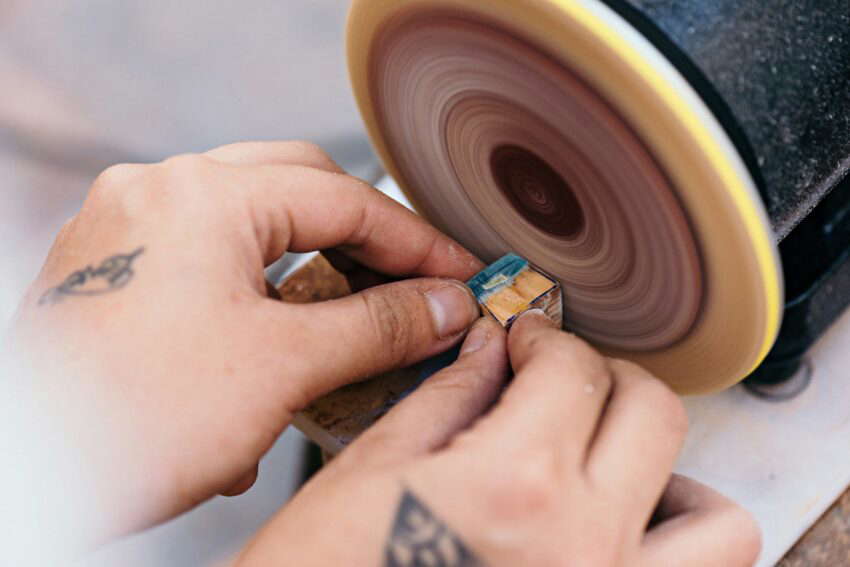 artist,making keycap,craftsmanship